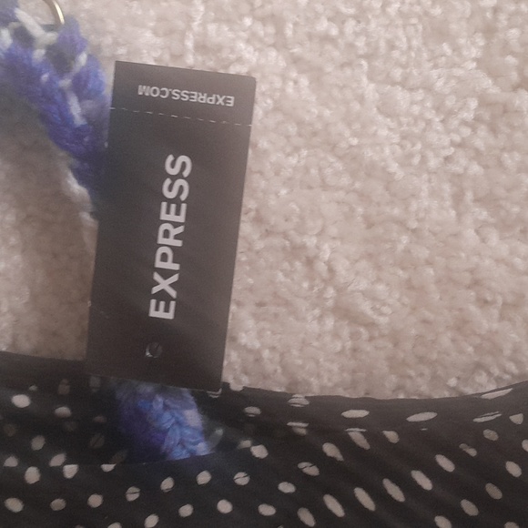 Top - Picture 2 of 5